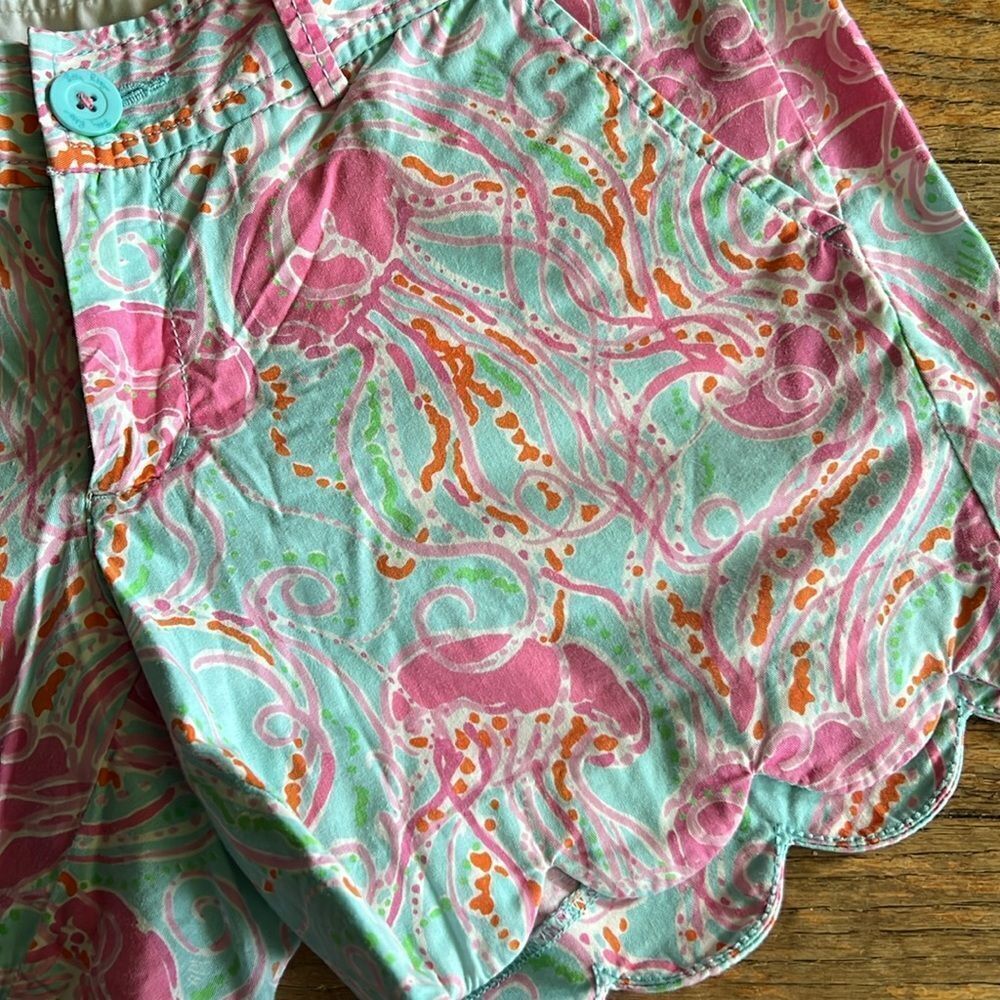 Lilly Pulitzer Buttercup Scalloped Shorts - Spa Blue Jellies Be Jammin’ - 2 - Picture 3 of 10